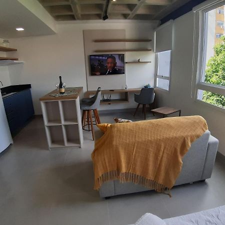 Studio contemporâneo em prédio novíssimo Porto Alegre Exterior foto